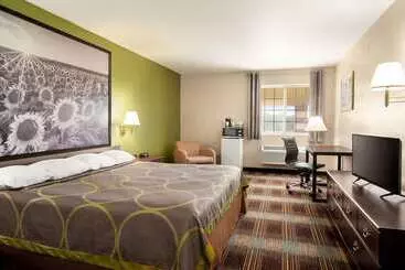 汽车旅馆  Super 8 By Wyndham Holton