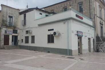 Bed and Breakfast Bar Centrale Zichella