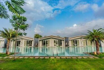 Отель The Forest Club Resort