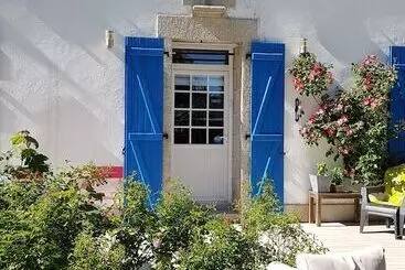 Aamiaismajoitus (B&B) Nuances Bretonnes