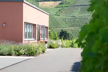 Hotelli Weinkulturgut Longenschloder