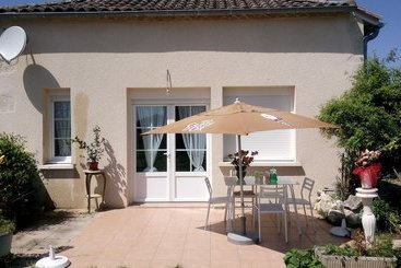 膳宿费 Bienvenus Chez Nous