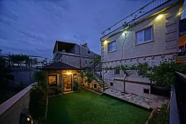 Hotel Epoch Stone House