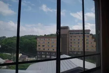 Retkeilymaja Kusatsu Onsen Guesthouse Gyoten