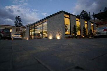 فندق صغير Hosteria Santa Ana