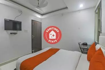 Hôtel Oyo 75905 Stay Villa