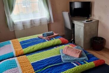 酒店 Wilhelm Busch Stube