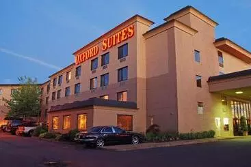 Hotel Oxford Suites Portland Jantzen Beach