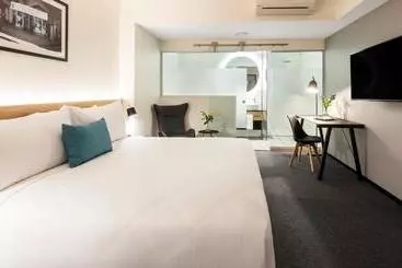 هتل Room @ 89 Courtenay Place