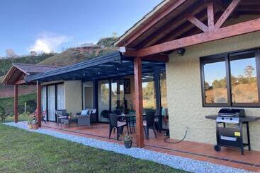 Bed and Breakfast Casaorigen By Casa Brusellas