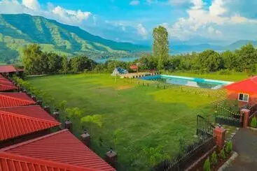 Hotelli The Redstone Resort