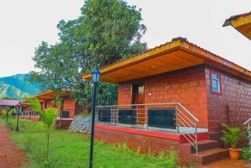 ホテル The Redstone Resort