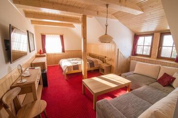 Majatalo Penzion U Pacošů