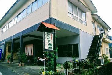 호텔 Takachiho B&b Ukigumo