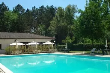 Hotel Camping Rio Verde