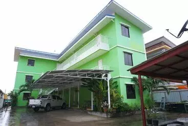 Hotel Pranee Mansion Airport