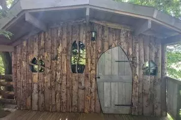 Pensión Au Refuge Des 3 Ours Chambres D Hôtes Et Cabanes