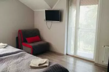 Hostel Motozona