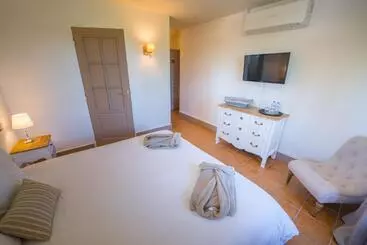 Bed and Breakfast La Demeure De Cybele   Chambres D Hôtes En Drôme Provençale