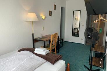 Отель Rosengarten