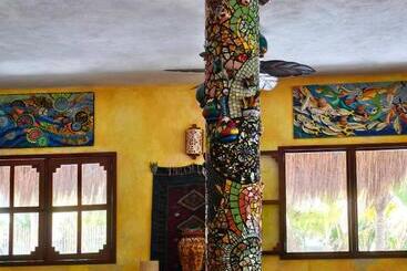 فندق Mayan Beach Garden