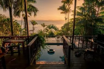 ユースホステル Bambuda Lodge