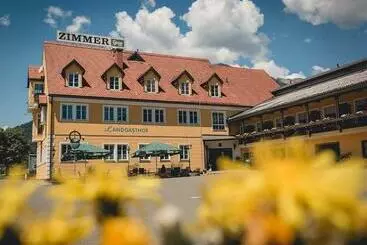 Hotelli Landgasthof Gietl
