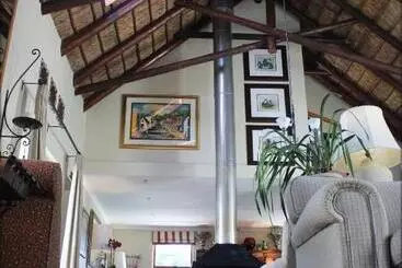 Pension  Klokkiebosch Guesthouse