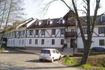 Majatalo Restaurace A Penzion Česká Hospoda