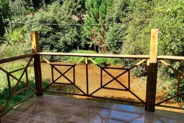 הוסטל Pousada Recanto Lisieux