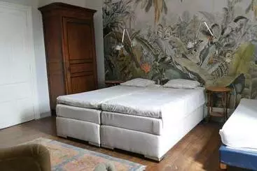 Bed and Breakfast Château Le Tour   Chambres D Hôtes