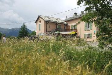 בית מלון כפרי Alto Verdon Gite De La Colle St Michel