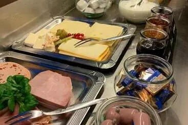 Retkeilymaja Restaurant   Pension Im Pfenn