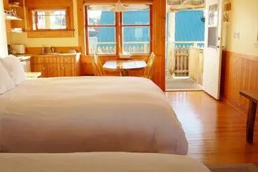 ユースホステル Seine Boat Inn