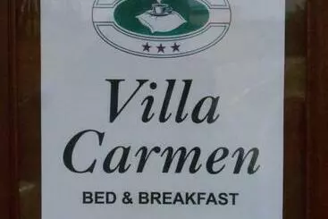 تختخواب و صبحانه Villa Carmen