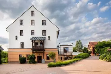 Hotelli Vécsecity Superior