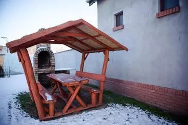 Pensjonat Adonisz Vendégház