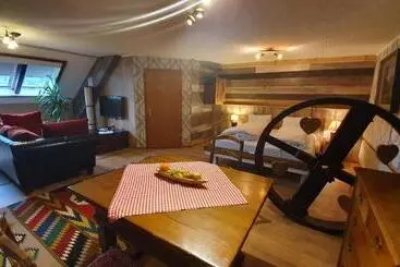 Hostel Gasthof Schlossberg Bori