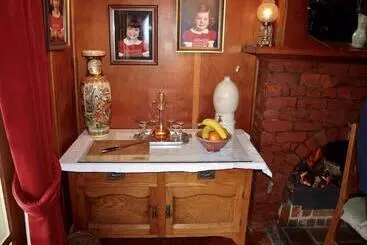 Manderley Park Farmstay B&b