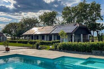 Пансион Leveleki Vendégház Egeres Tanya