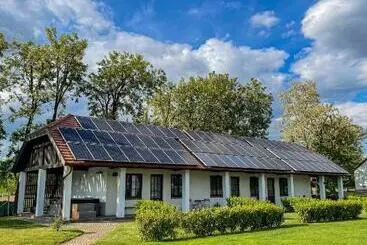 Majatalo Leveleki Vendégház   Egeres Tanya