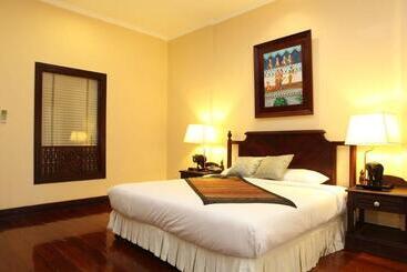 فندق Santi Resort & Spa