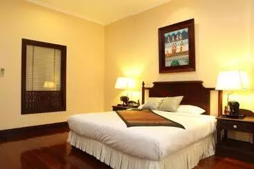 ホテル Santi Resort & Spa