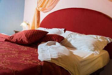 בית מלון כפרי Agriturismo Vecchio Gelso