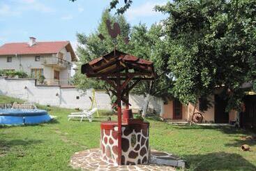 Panzió Hadjibulevata Guest House