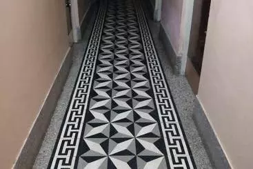 Hotel O Gajraj