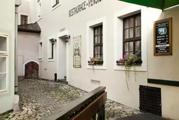Majatalo Penzion A Restaurace Modrá Růže Tábor