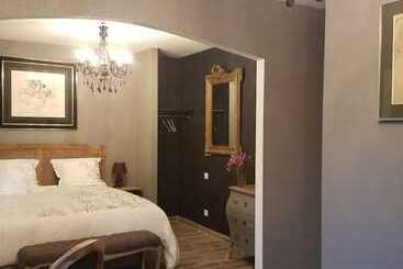 צימר La Table De Pierre