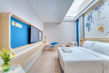 Kyriad Marvelous Hotel Airport Branch