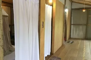 Mentawai Bagus   Hostel